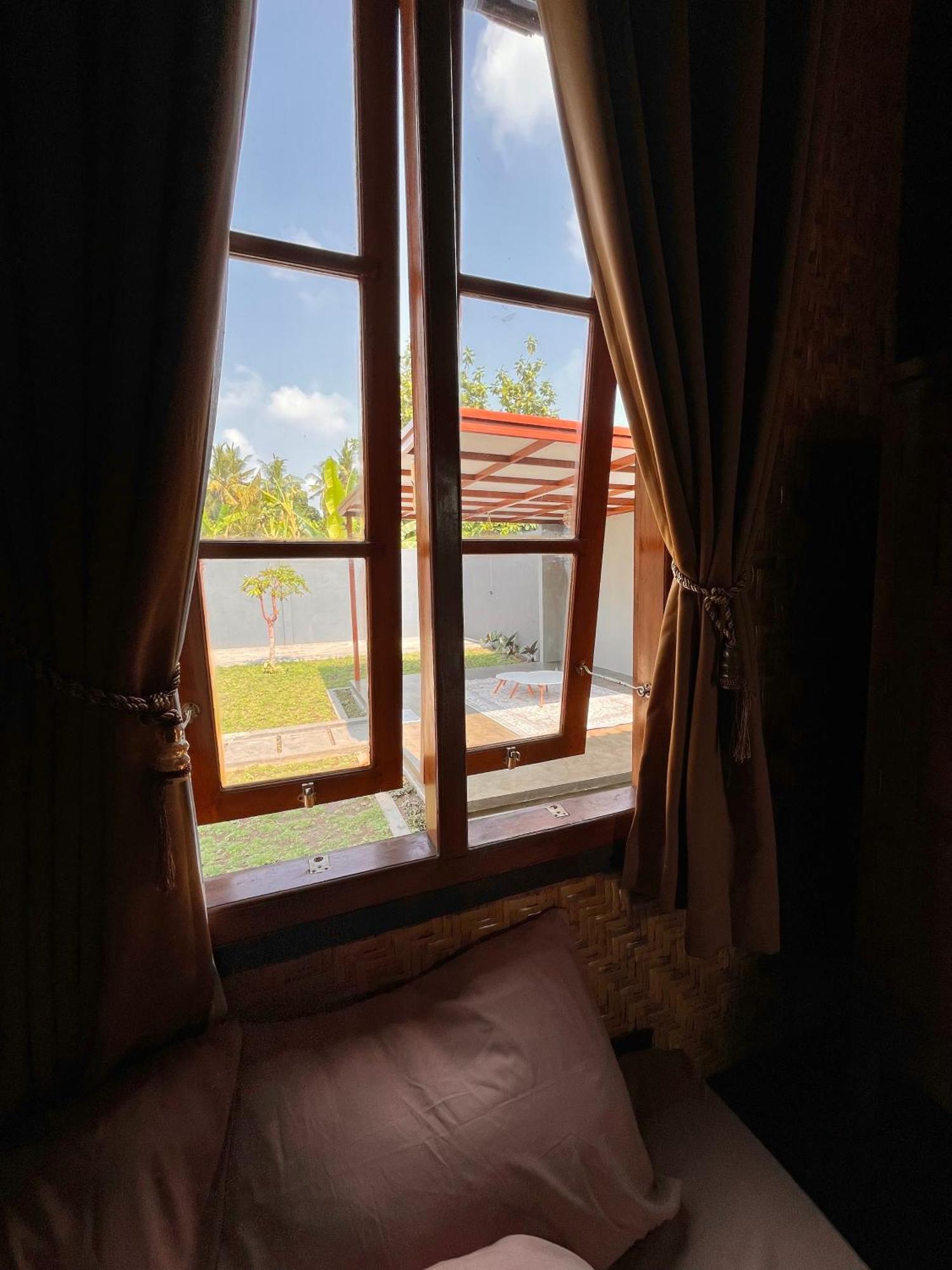 Joglo Homestay Banyuwangi المظهر الخارجي الصورة